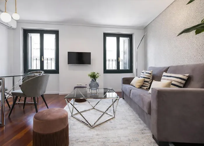 Apartamento con Estilo en Plaza España - Ubicación Premium